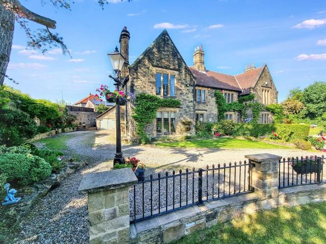 House for sale in Denton Burn, Tyne And Wear