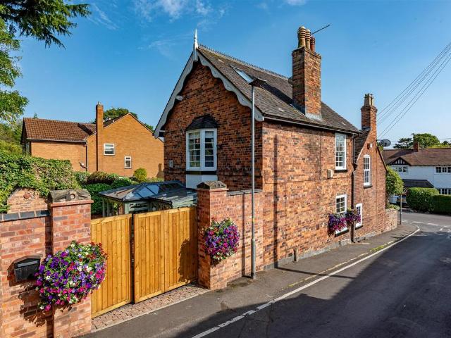 House for sale in Penn, West Midlands