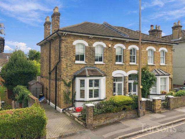 House for sale in Navestock Side, Essex