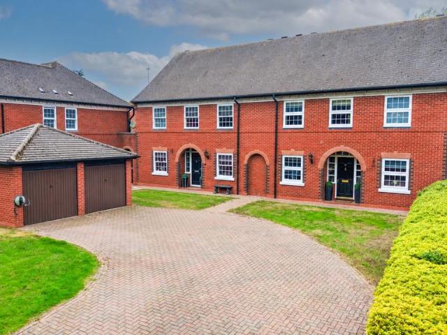 House for sale in Egginton, East Midlands