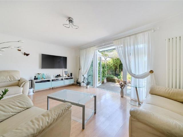 House for sale in London Borough of Bromley, Greater London