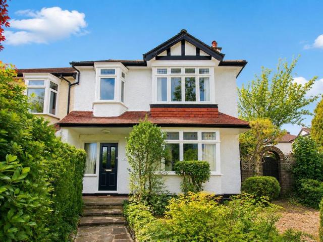 House for sale in Carshalton Beeches, Greater London