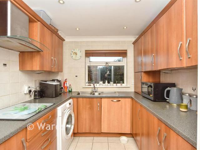House for sale in Oad Street, Kent