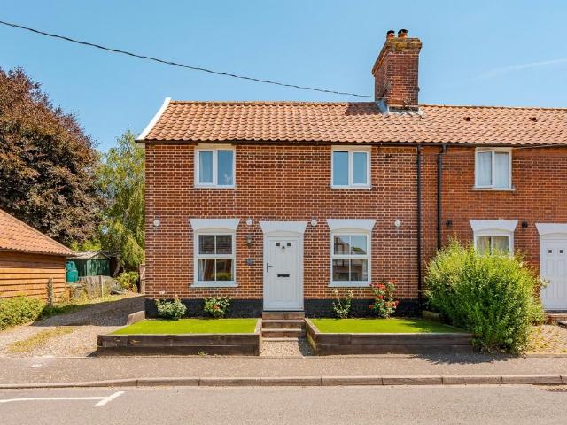 House for sale in East Tuddenham, Norfolk