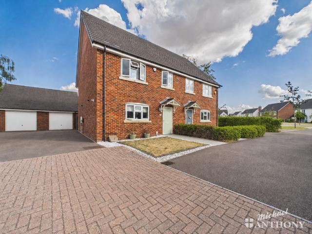 House for sale in Leighton-Linslade, Leighton Buzzard