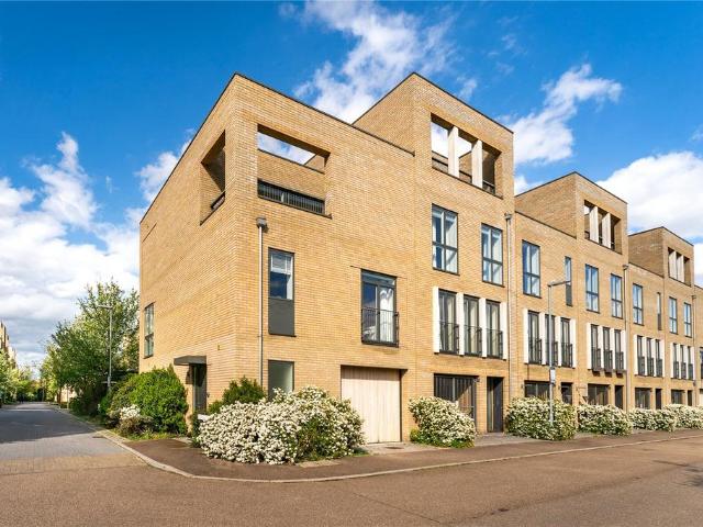 House for sale in Arbury, Cambridgeshire