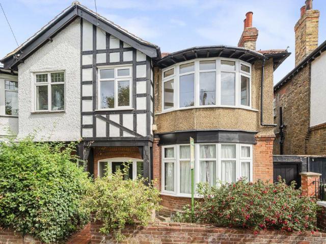 House for sale in London Borough of Bexley, Greater London