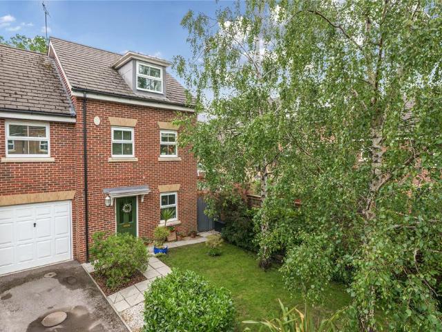 House for sale in Old Dean, Heol-las