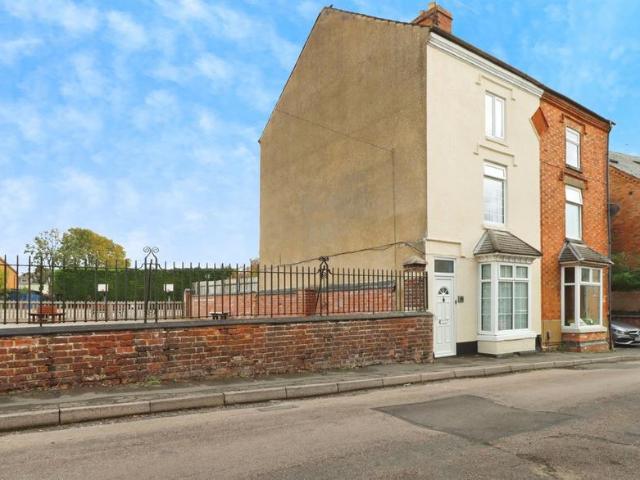 House for sale in Rothwell
