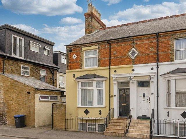 House for sale in East Cliff, Acol