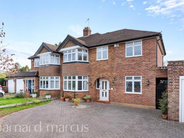 House for sale in London Borough of Hounslow, Greater London