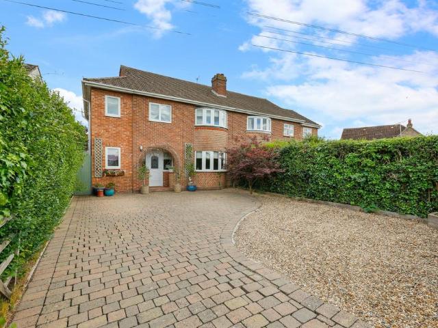 House for sale in Fordham Heath, Essex