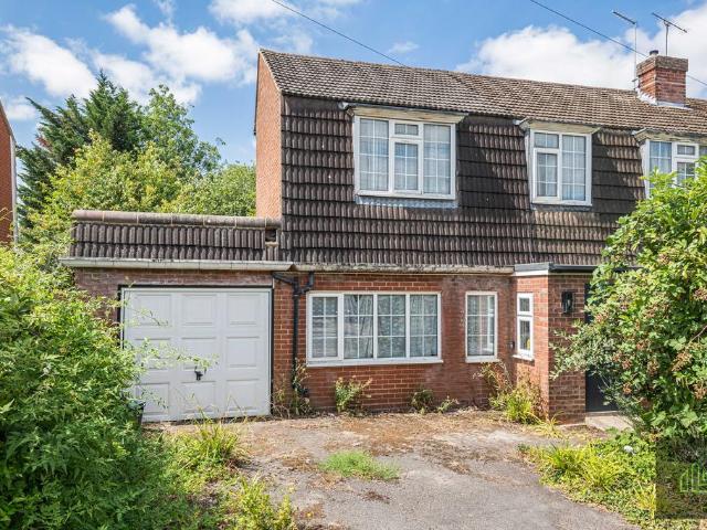 House for sale in St Albans, Five Acres