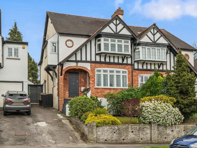 House for sale in Carshalton Beeches, Greater London