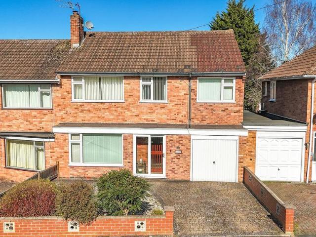 House for sale in Oadby, Oadby and Wigston