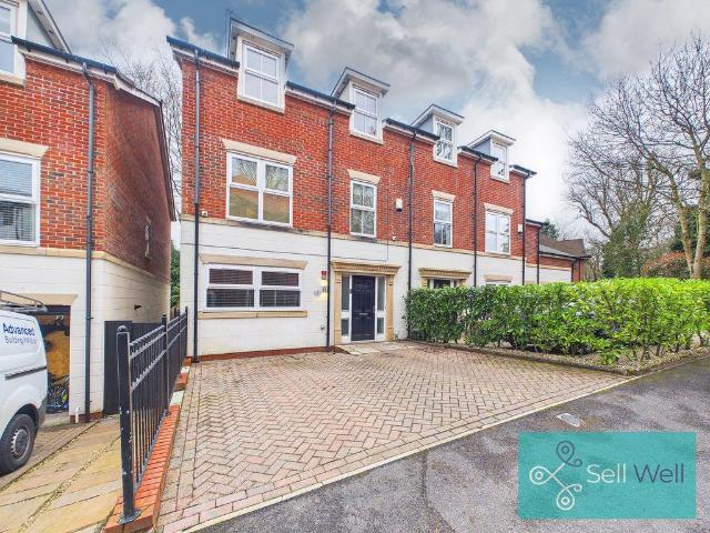 House for sale in Roe Green, Salford