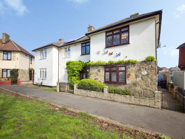 House for sale in Becontree, Greater London