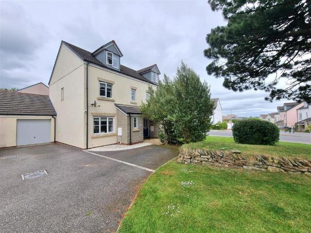 House for sale in Launceston, Cornwall
