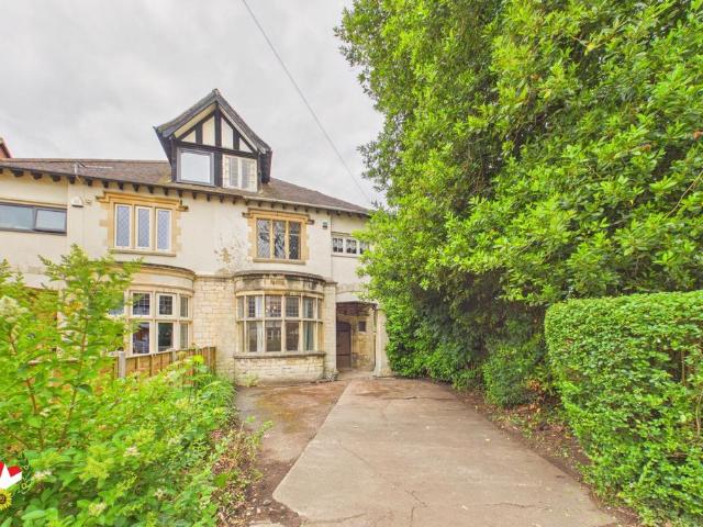House for sale in Gloucester, Gloucestershire