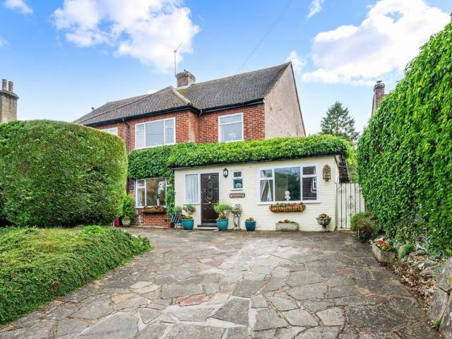 House for sale in Red Hill, Surrey