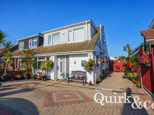 House for sale in Leigh Beck, Castle Point