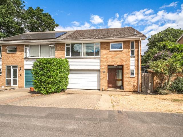 House for sale in Sunningdale, Windsor and Maidenhead
