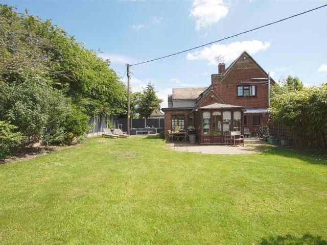 House for sale in South Hanningfield, Chelmsford