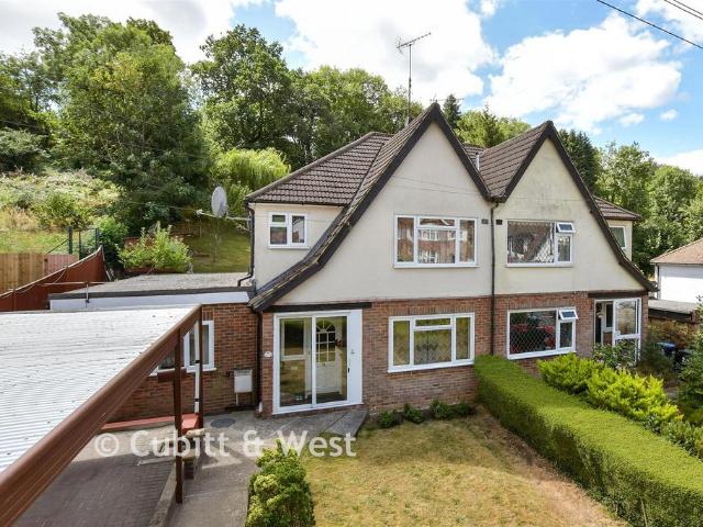House for sale in Hillview, Surrey