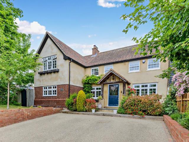 House for sale in Chelmsford, Essex