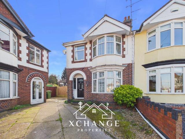 House for sale in Camp Hill, Warwickshire