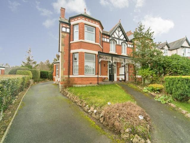 House for sale in Colwyn Bay, Wales