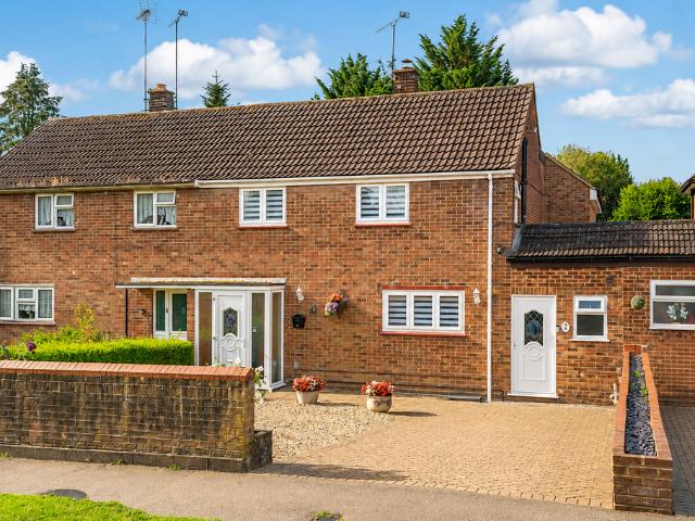 House for sale in Five Acres, Hertfordshire