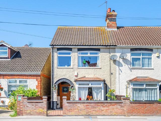 House for sale in Eastbridge, Suffolk