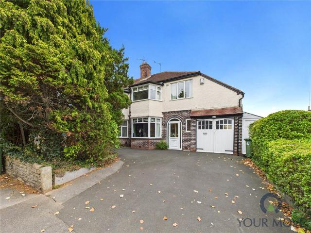 House for sale in Shirley, West Midlands