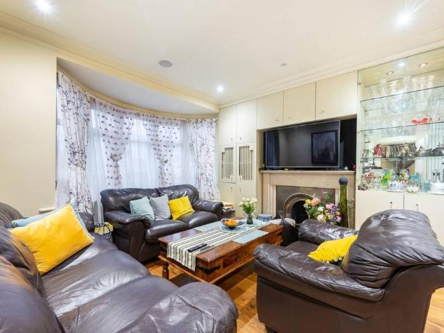 House for sale in London Borough of Ealing, Greater London
