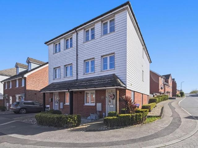 House for sale in Talmead, The Bridge