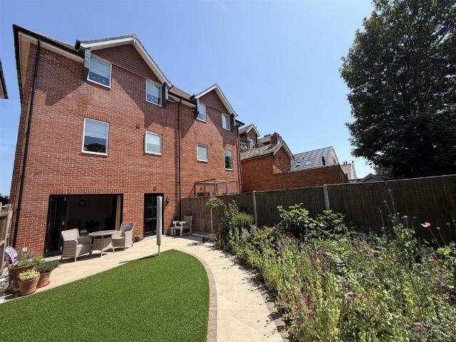 House for sale in Eastbridge, Suffolk