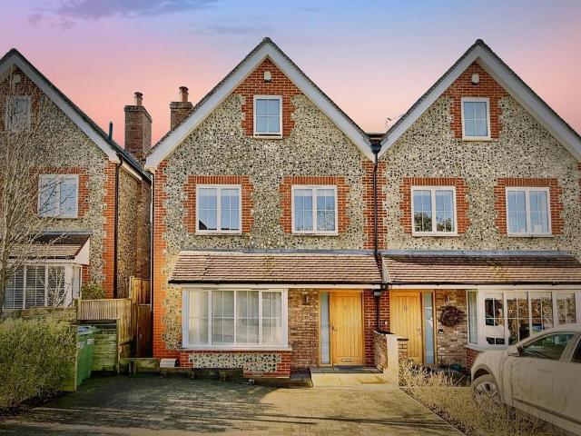 House for sale in Horsham, West Sussex