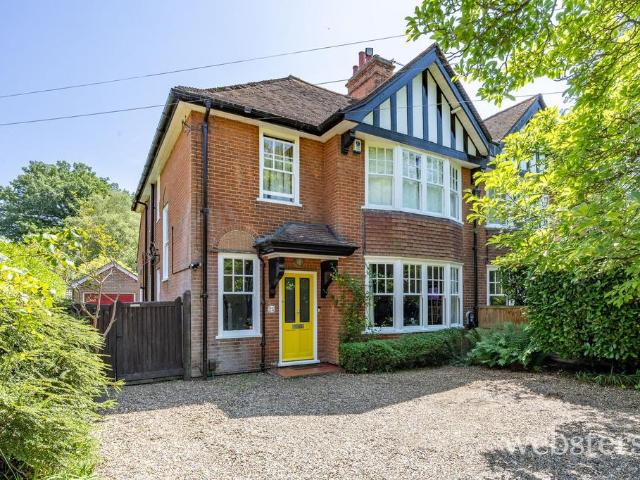 House for sale in Eaton Rise, East Bank