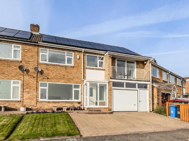 House for sale in Heddon-on-the-wall, Northumberland