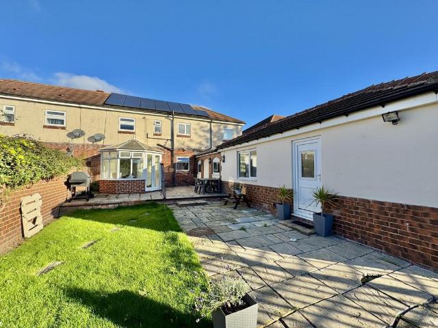 House for sale in Monk Bretton, South Yorkshire