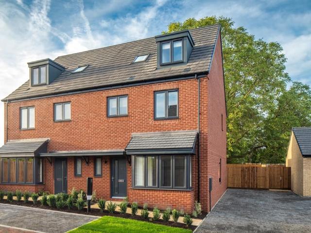 House for sale in Bedford