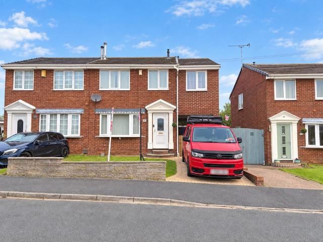 House for sale in Pontefract, West Yorkshire