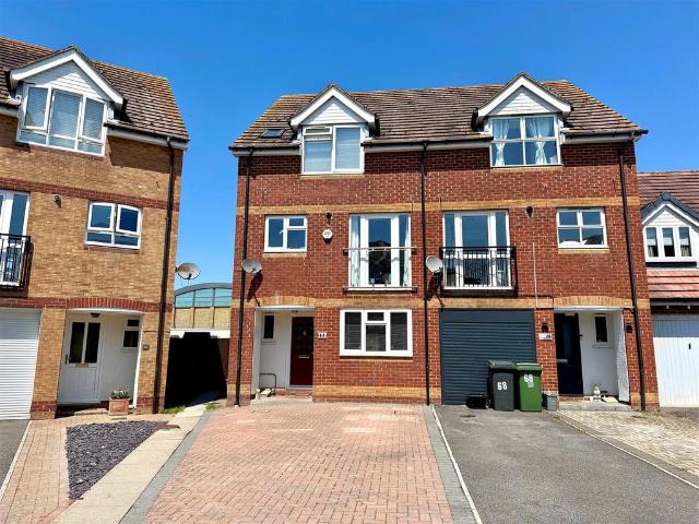 House for sale in Whiteley, Hampshire