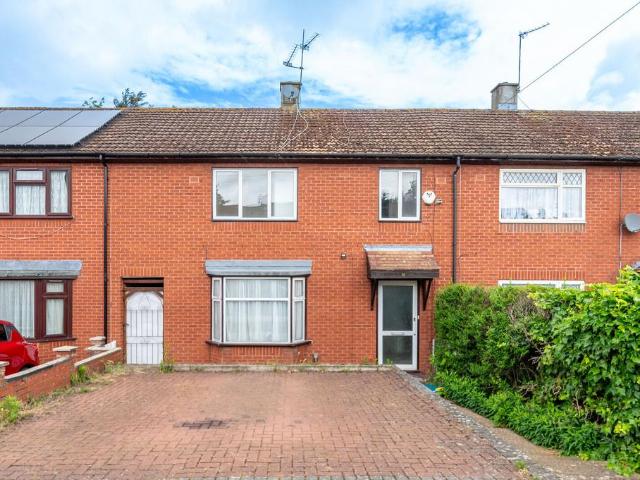House for sale in Preston, Greater London