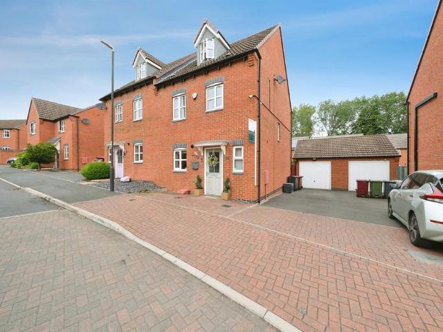 House for sale in Brackenfield, East Midlands