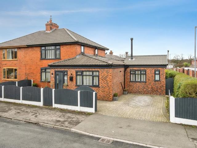 House for sale in Fernhill Gate, Lee Bank