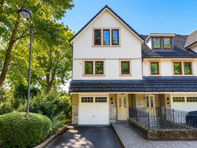 House for sale in Hawk Green, Greater Manchester