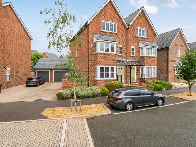 House for sale in Hart, Hampshire