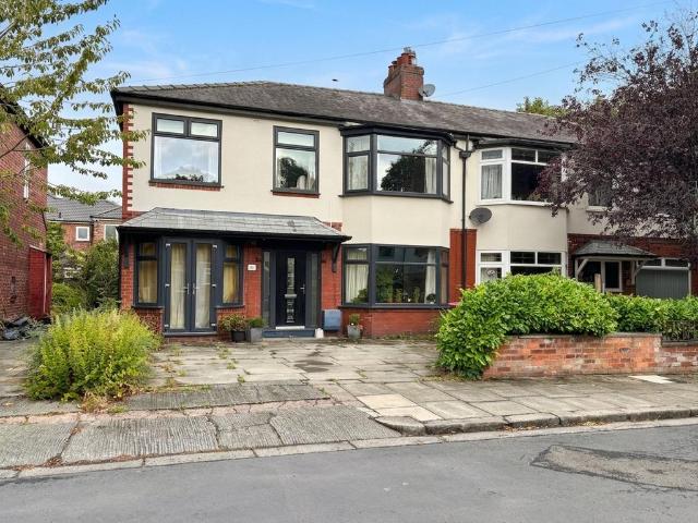 House for sale in Roe Green, Salford